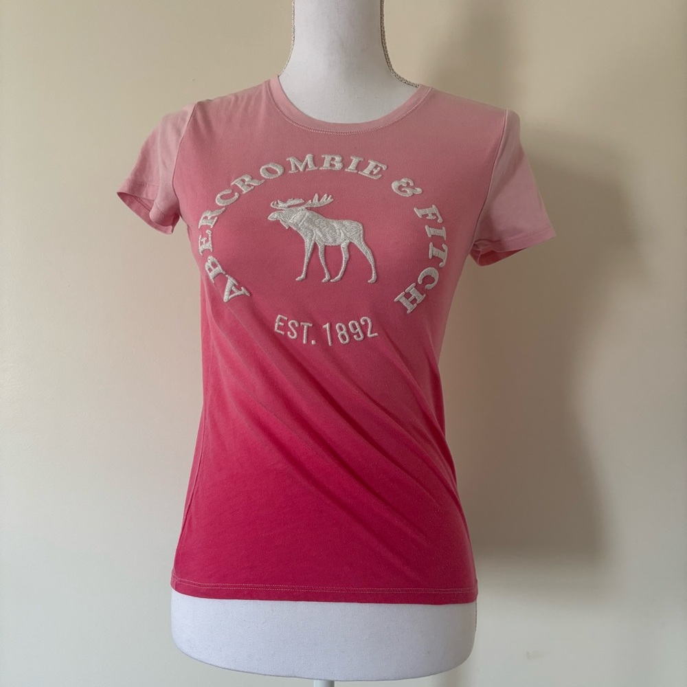 Abercrombie & Fitch Tee